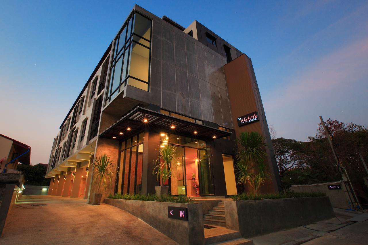 The Plubpla Serviced Apartment Bangkok Exteriér fotografie