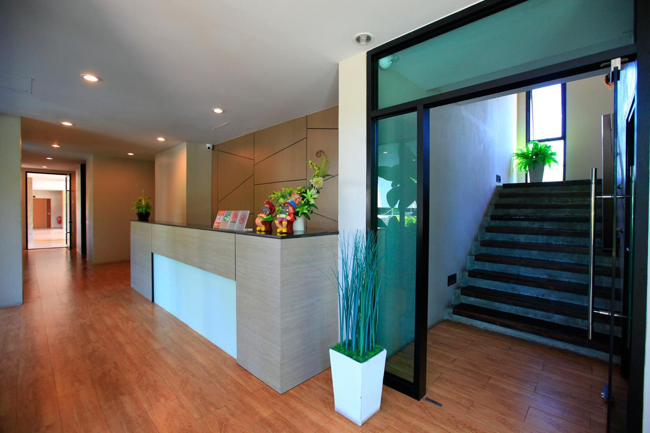 The Plubpla Serviced Apartment Bangkok Exteriér fotografie